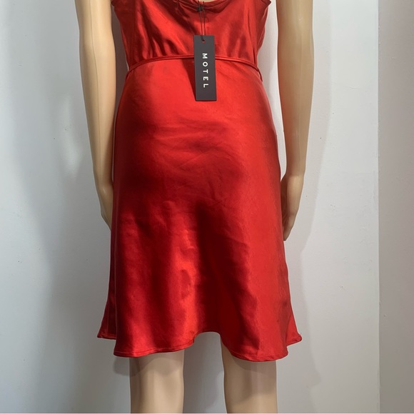 Motel Rocks Paiva Slip Dress Satin Red Straps Mini Short Size Medium UK Size 12 - Picture 10 of 15
